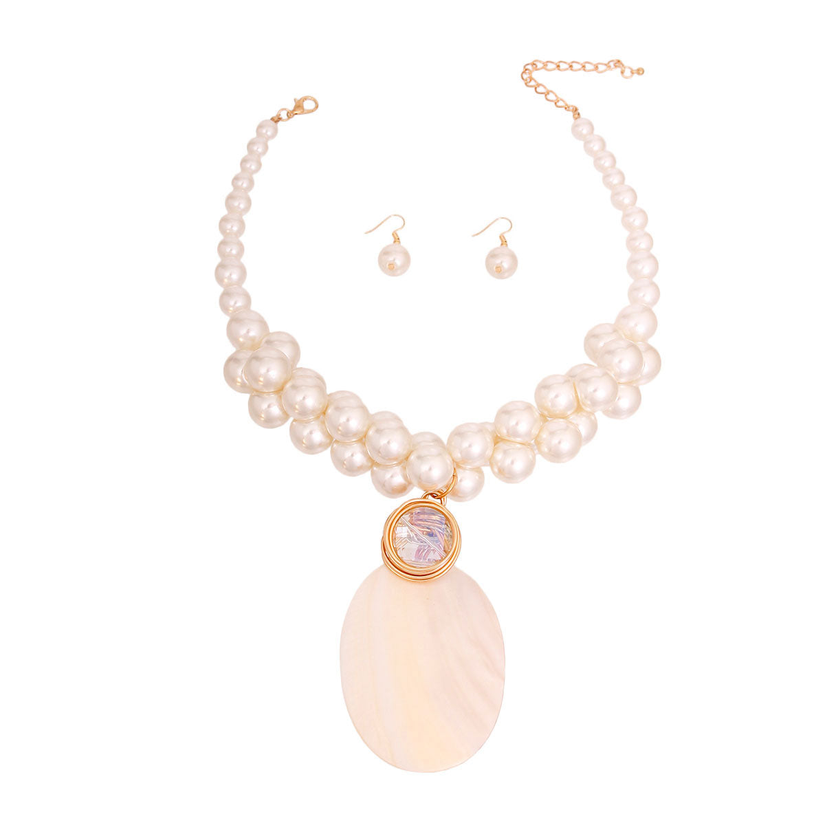 Cream Pearl and Shell Necklace
