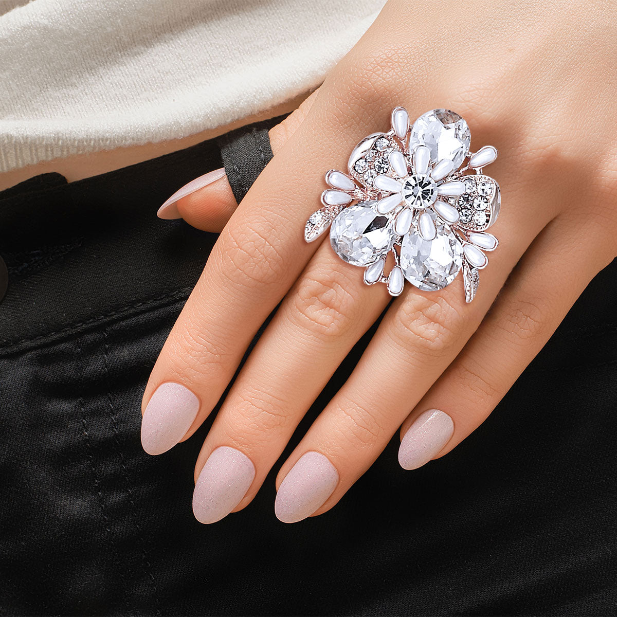 Silver Teardrop Pearl Flower Ring