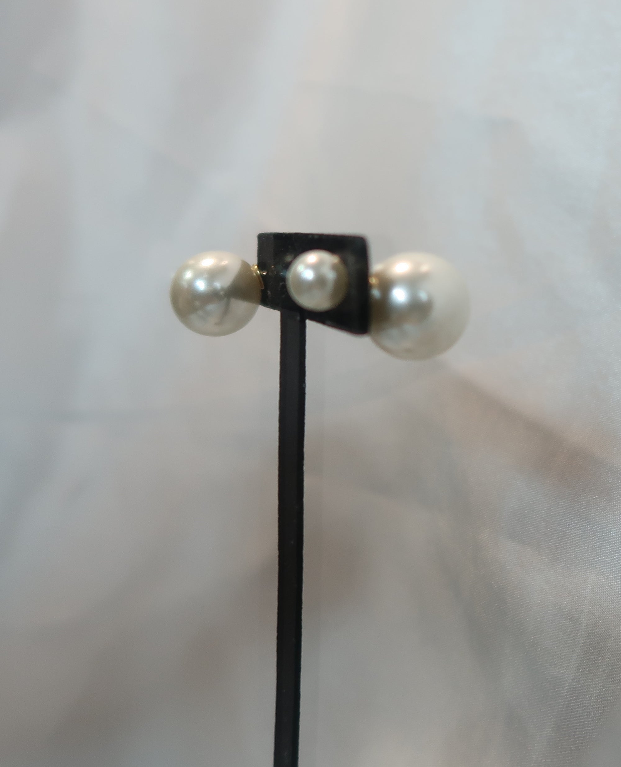 white pearl double sided