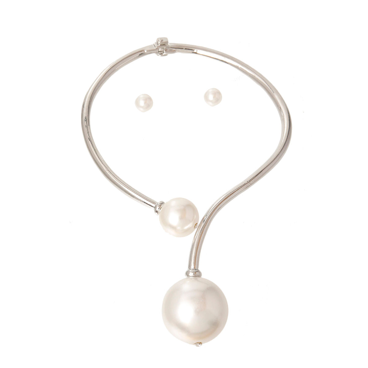 White Pearl Hinge Choker