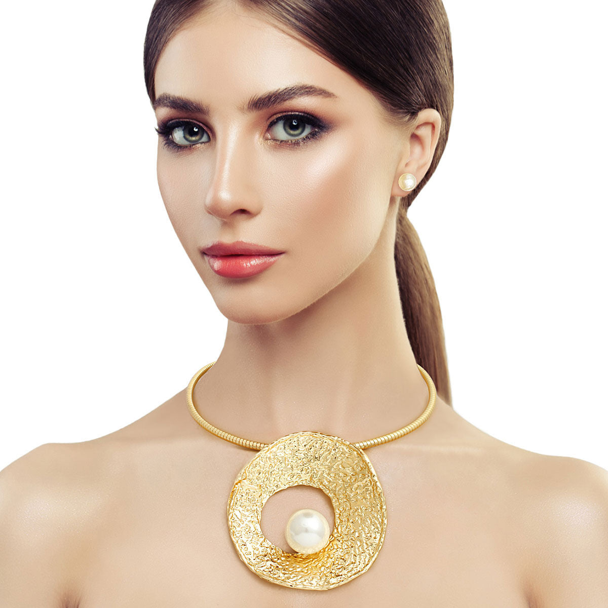 Gold Pearl Oyster Necklace