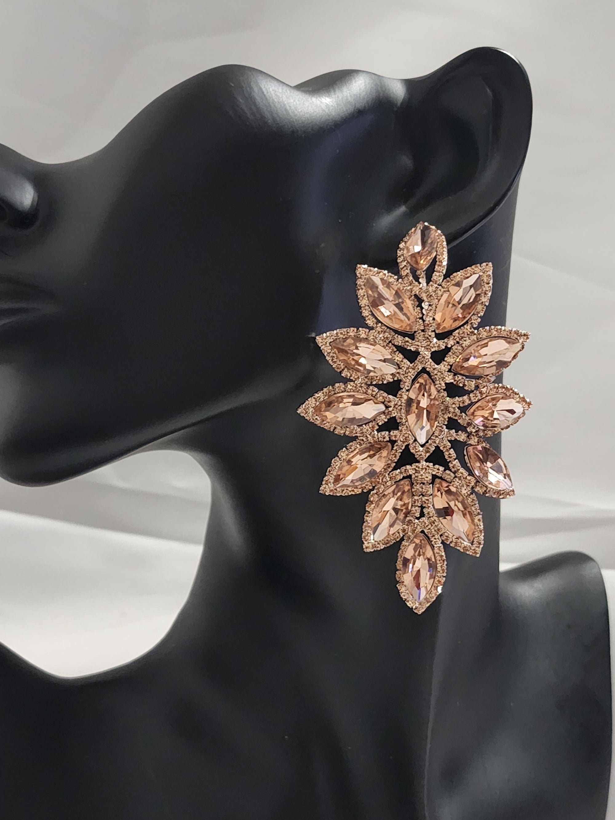 ROSE GOLD MARQUISE CLUSTER