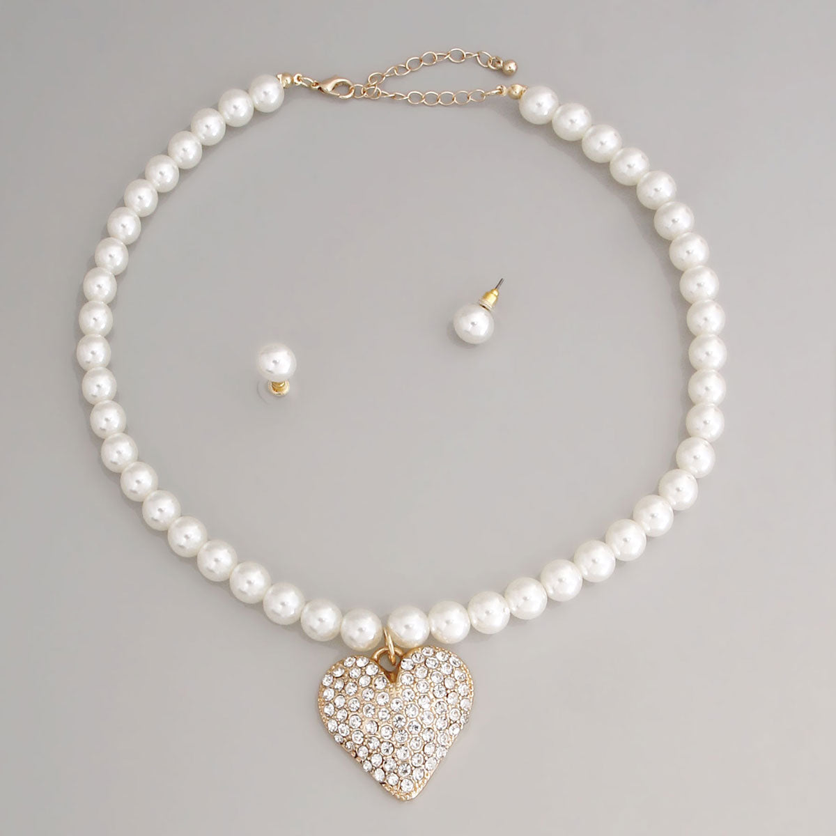 Cream Pearl Heart Pendant Necklace